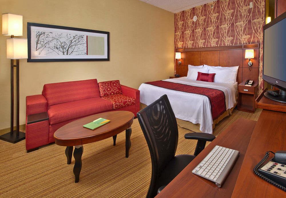 Courtyard Philadelphia Willow Grove Esterno foto